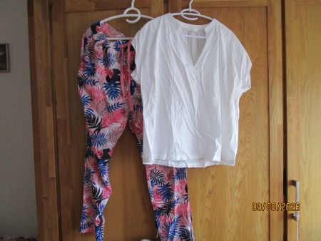 Hose und BLuse