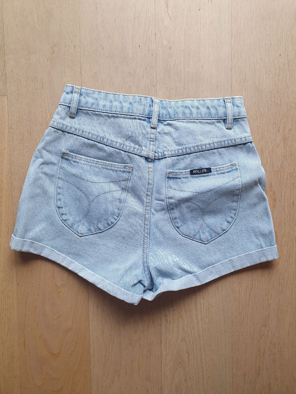 Pantaloni: Shorts – Nuovo (secondo la descrizione) da Zürich venduto da nadiialivia 2