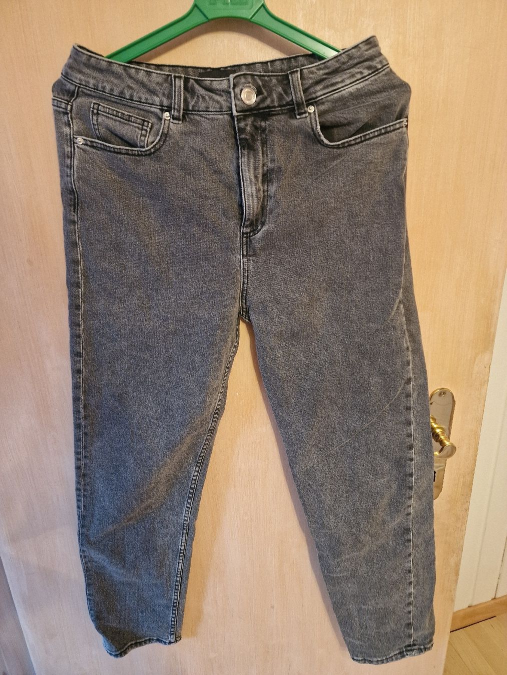 Vero Moda Jeans: Veromoda Jeans, grau – Nuovo (secondo la descrizione) da Winterthur venduto da Winti1993