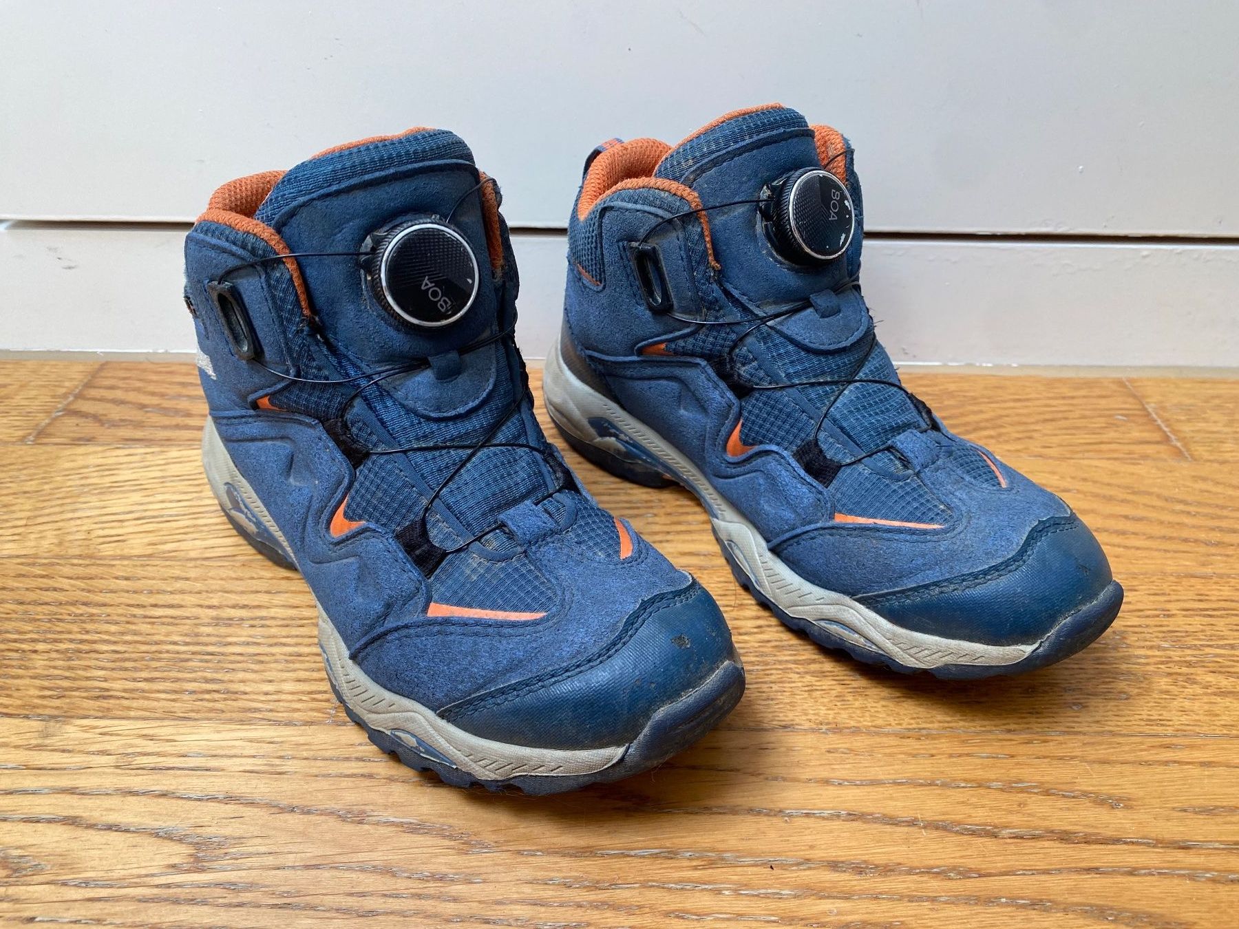 Meindl Scarpe per ragazzi: Meindl Java Junior GTX BOA Wanderschuhe Gr34, GoreTex – Usato da Wädenswil venduto da PeterWaedi