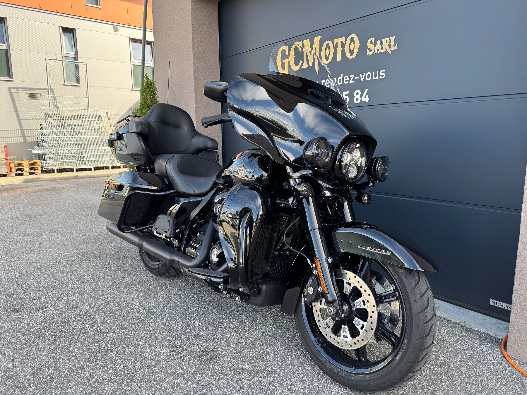 Harley-Davidson Touring: Harley Davidson Electra Glide 114 LEASING POSSIBLE – Usato da Echallens venduto da HD90 3
