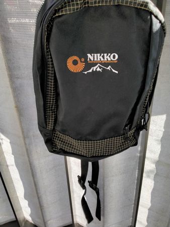KLEINER RUCKSACK SCHWARZ