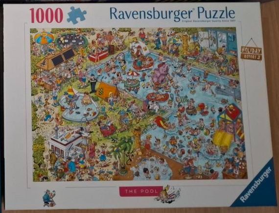Ravensburger Puzzle: Holiday Resort 3 - The Pool – Nuovo (secondo la descrizione) da Rotkreuz venduto da Strudi