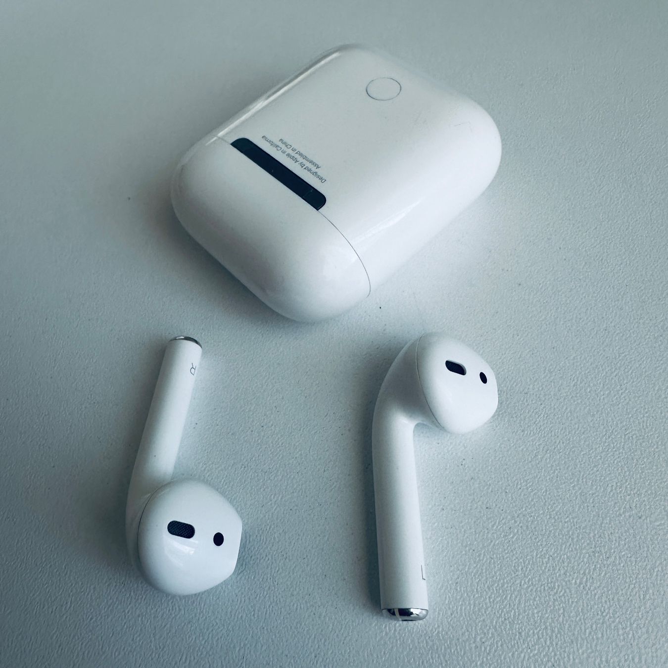 Apple Cuffie: Original Apple AirPods 2 Kopfhörer Wireless Lightning Kabel – Usato da Basel venduto da MY.AIRPODS.SHOP 6