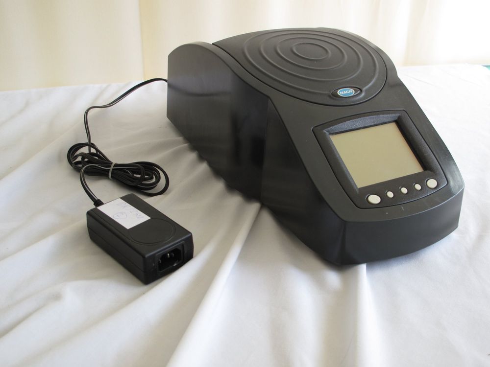 Spectrometer Spectrophotometer Hach DR/2500 (Gebraucht) in Zürich für ...