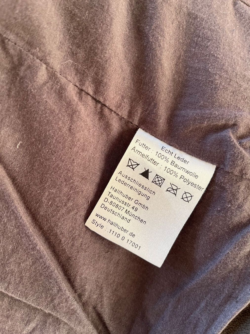Hallhuber Giacche: Hallhuber Wildlederjacke Gr. 36, cool & stylisch – Usato da St. Gallen venduto da Miss_Jane_Marple 3