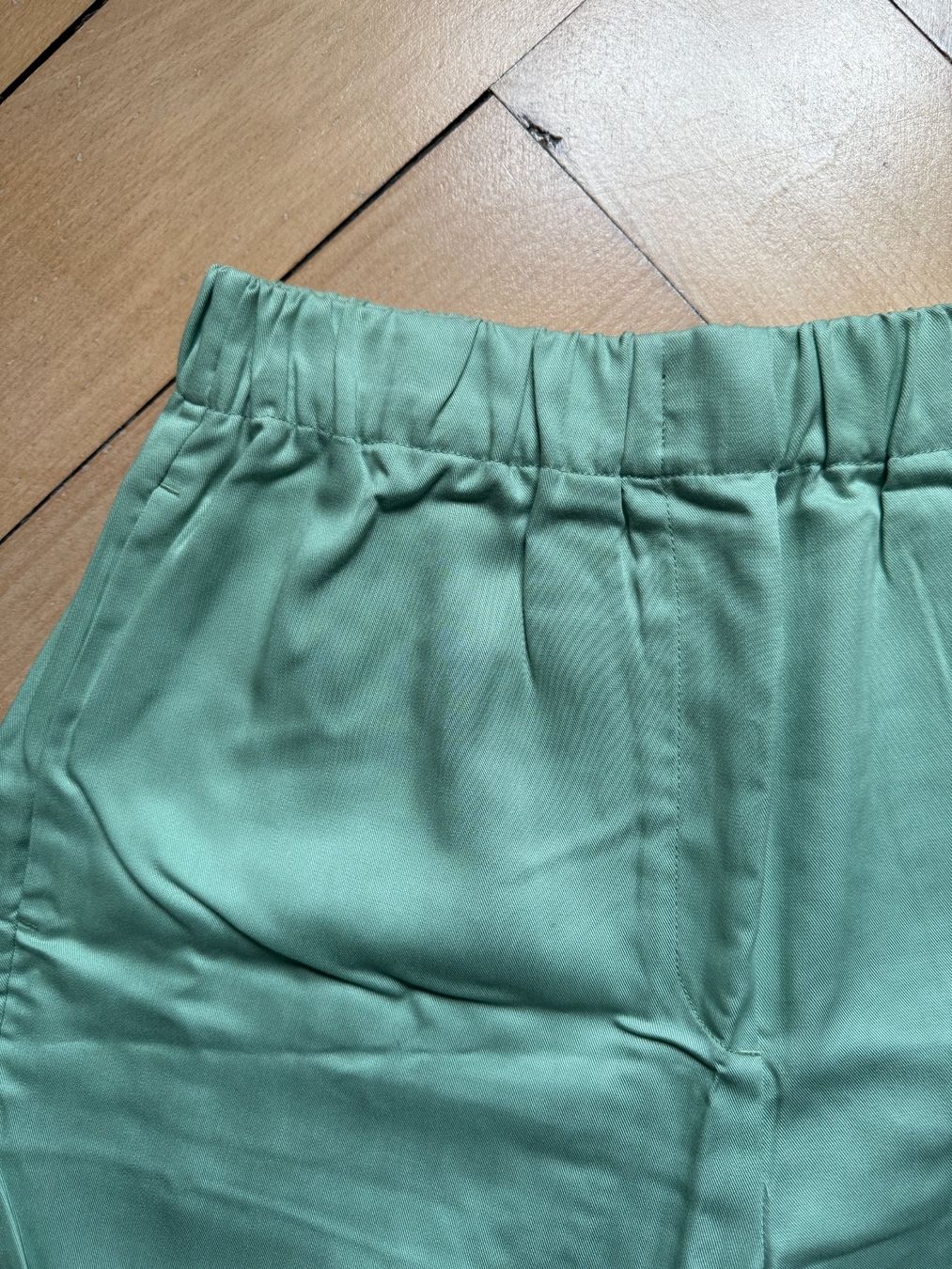 Hosen: Culotte Hose lindengrün S – Gebraucht aus Zürich von Diazaio 1