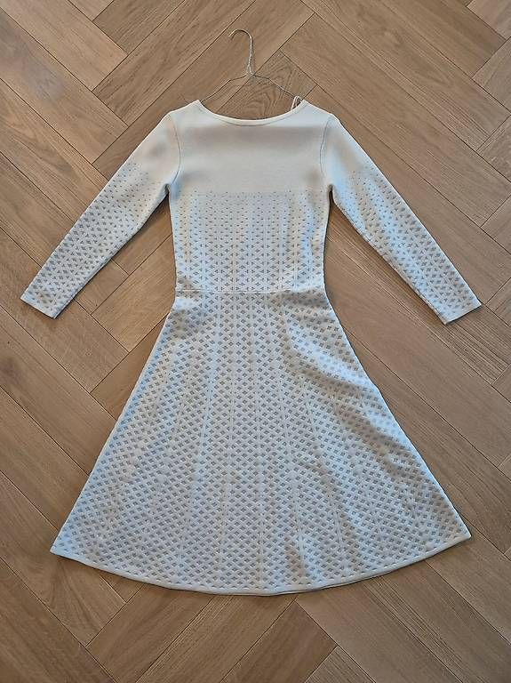 Vestiti: Hugo Boss Festkleid weiss – Usato da Frauenfeld venduto da Angie25