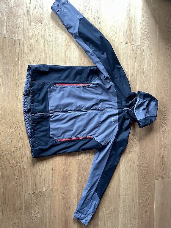 Giacche: Jack Wolfskin - Wind/Regenjacke 3XL – Usato da Thun venduto da eintrachtfrankfurt 1