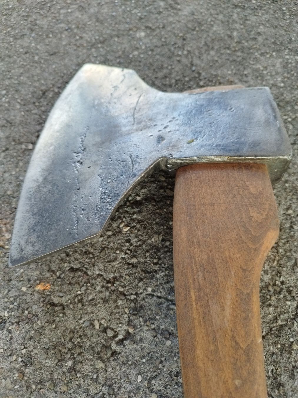 Tous les outils: Véritable hache ancienne  – D'occasion à Vicques par Pietro2 3