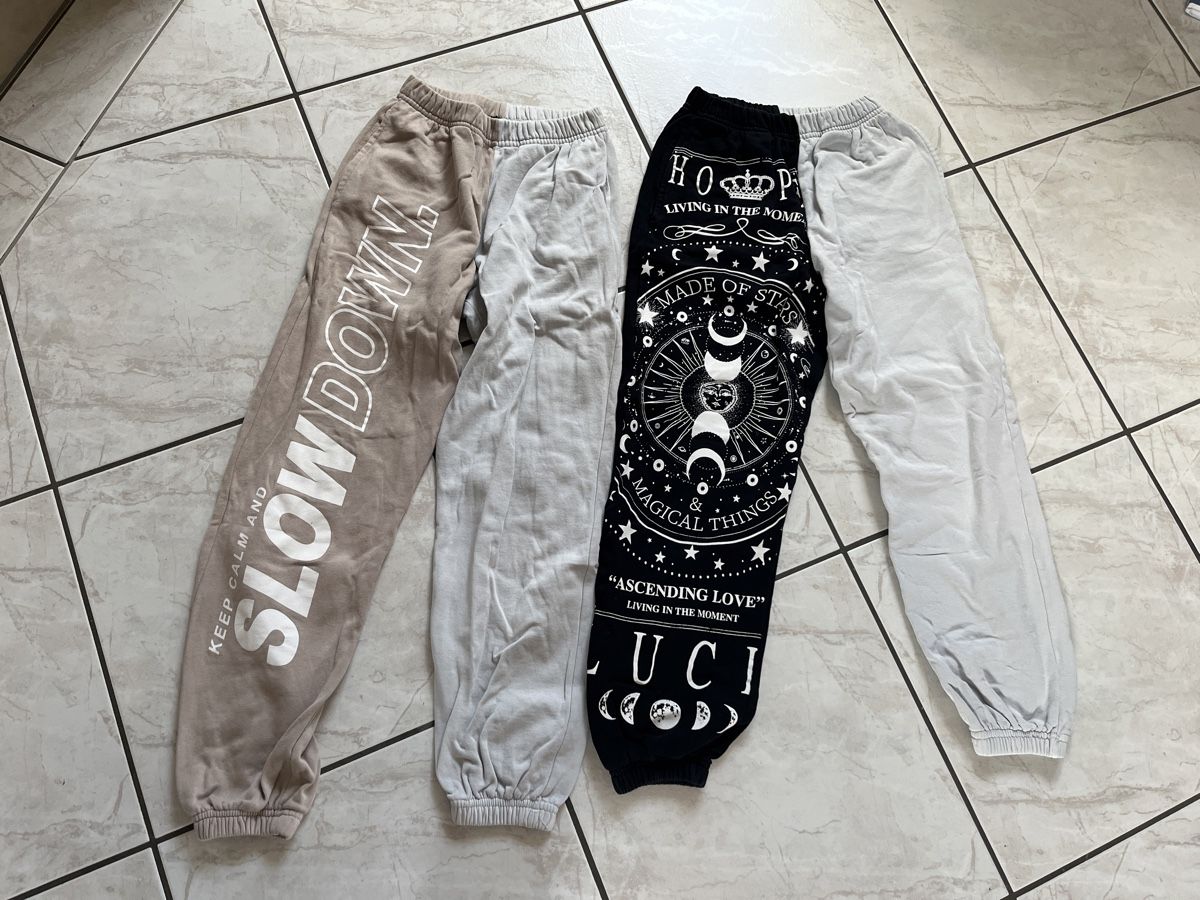 Tally Weijl Pantaloni: 2 Trainerhosen Grösse 34 – Usato da St.Pantaleon venduto da frodobi