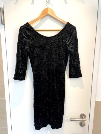Schwarzes Eutikleid Samt (S)