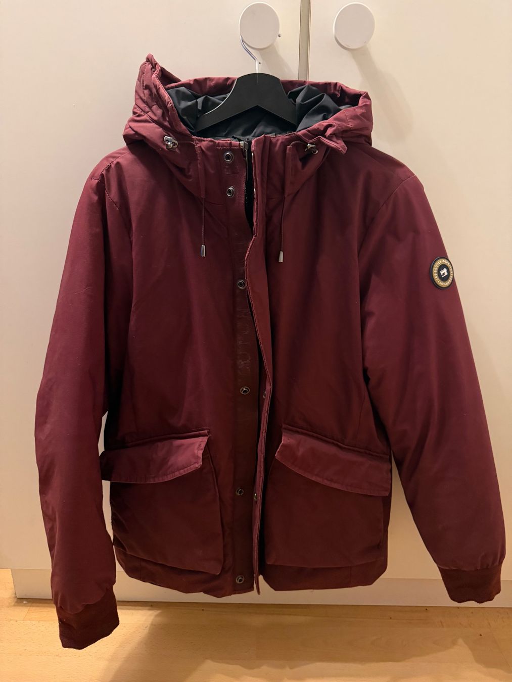 Giacche: Scotch and Soda Winterjacke – Usato da Zürich venduto da Fuentes 1