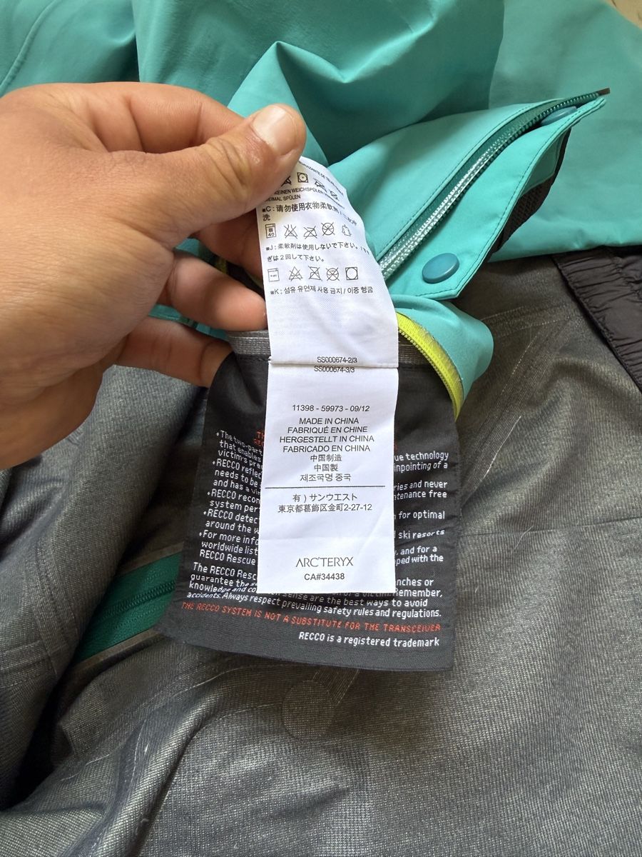 Arcteryx Giacche: Arcteryx Hardshell Skijacke – Usato da Zürich venduto da tae_6828 6