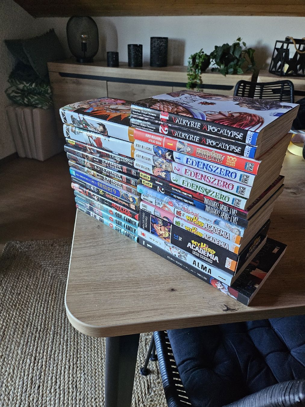 Fumetti: Pack de 28 Manga divers – Usato da Poliez-le-Grand venduto da enz_8vrj 1