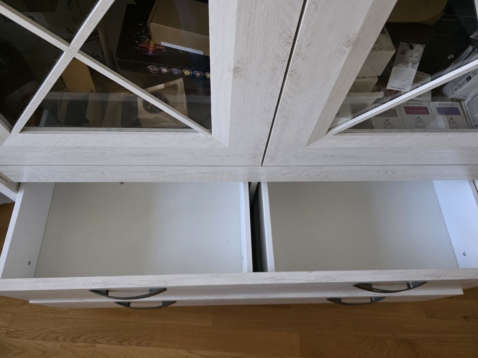 Vitrinen: Vitrine – Gebraucht aus Itingen von bea_bxv5 2