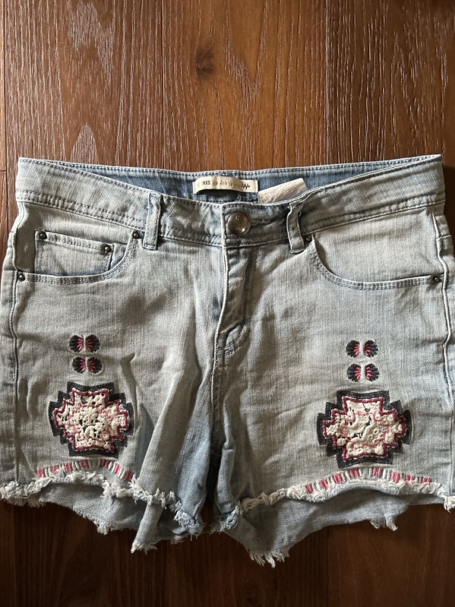 IKKS Hosen: IKKS Shorts 158 – Gebraucht aus Maloja von liv_5gzx