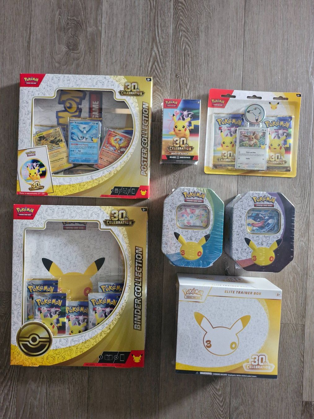 Pokémon Sammelbilder & Trading cards: Pokemon 30th Celebration Set / englisch – Neu und originalverpackt aus Aadorf von MediaGuru