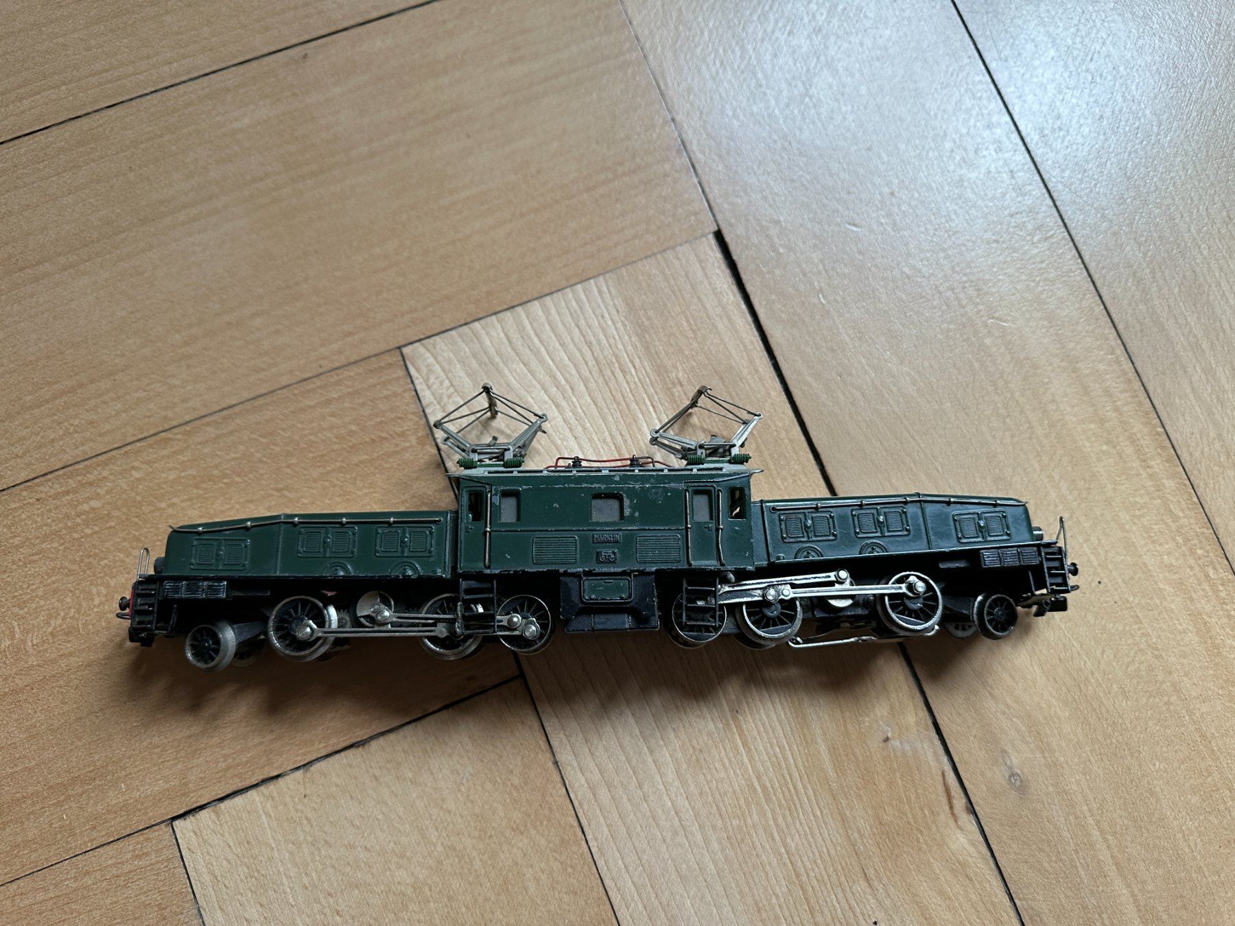 Märklin Modellini di ferrovie: Märklin CCS 800 Krokodil E-Lok – Usato da Zürich venduto da Diazaio 3