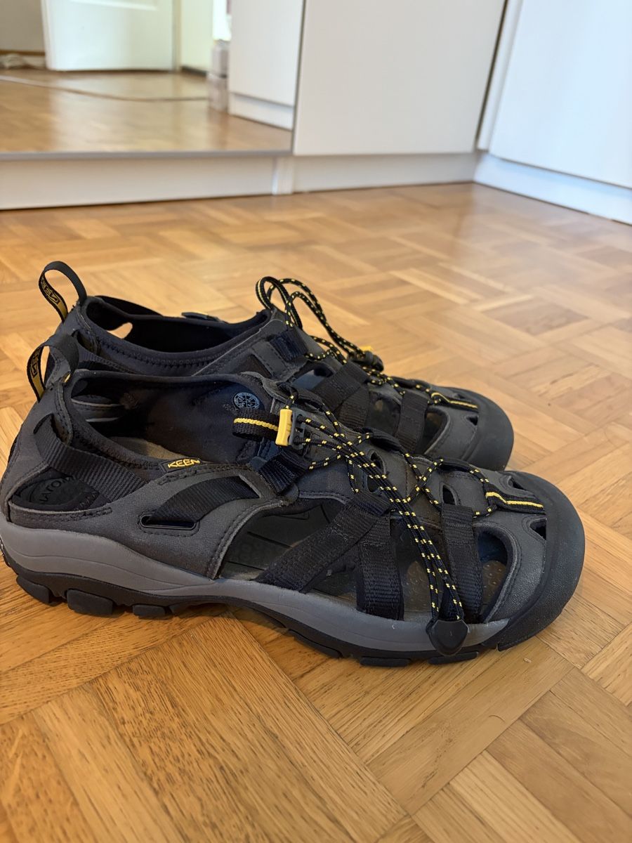 Keen Scarpe da uomo: Keen Sandalen Gr 44.5 Neuwertig – Usato da Zürich venduto da ber_r6hd 1