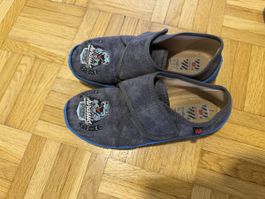 Hausschuhe Gr. 33 von Elefanten - ideal für den Winter!