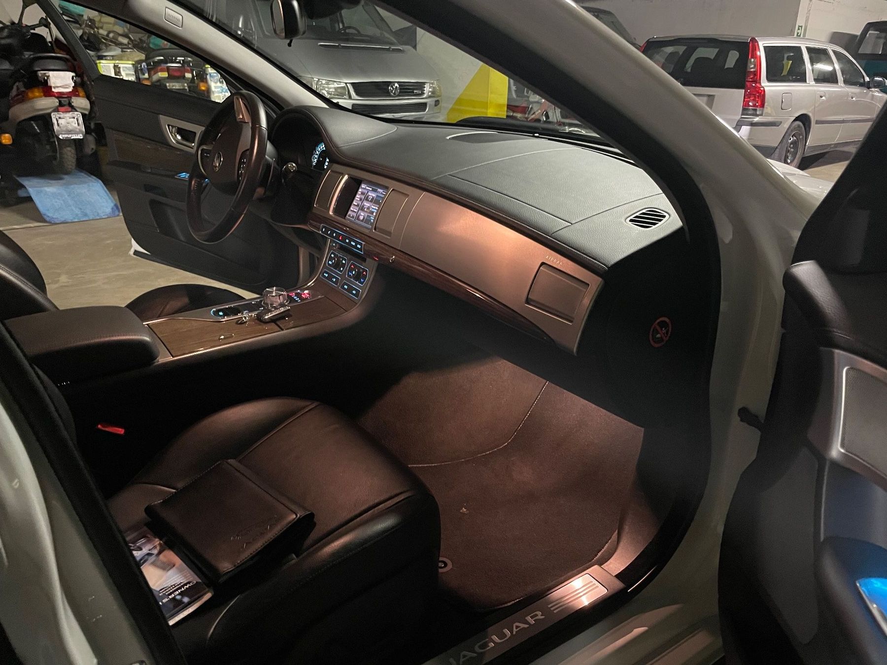 Jaguar Autos: Autos – Gebraucht aus Füllinsdorf von heinz-haenggi 4