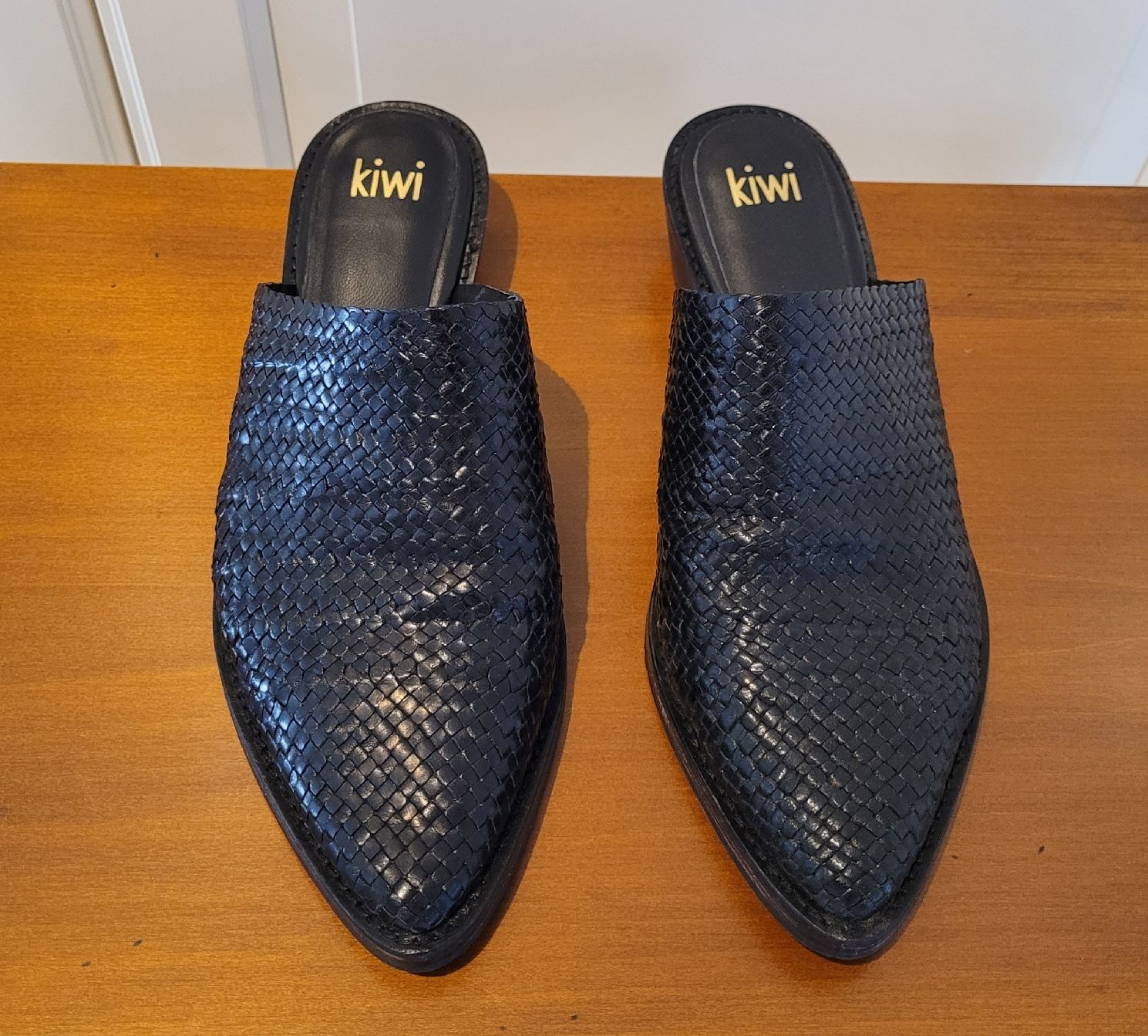 Scarpe da donna: Kiwi Damenschuhe Schwarz Gr. 40 – Usato da Kappelen venduto da Betonchic 1