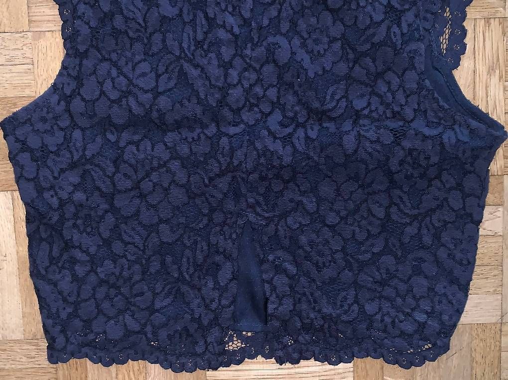 Tops: SpitzenTop, ärmellos, dunkelblau GrösseS/M – Gebraucht aus Zürich von Rotgruen 1