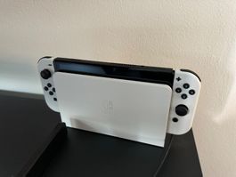 Nintendo Switch (OLED-Modell) Weiss inkl. Zubehör