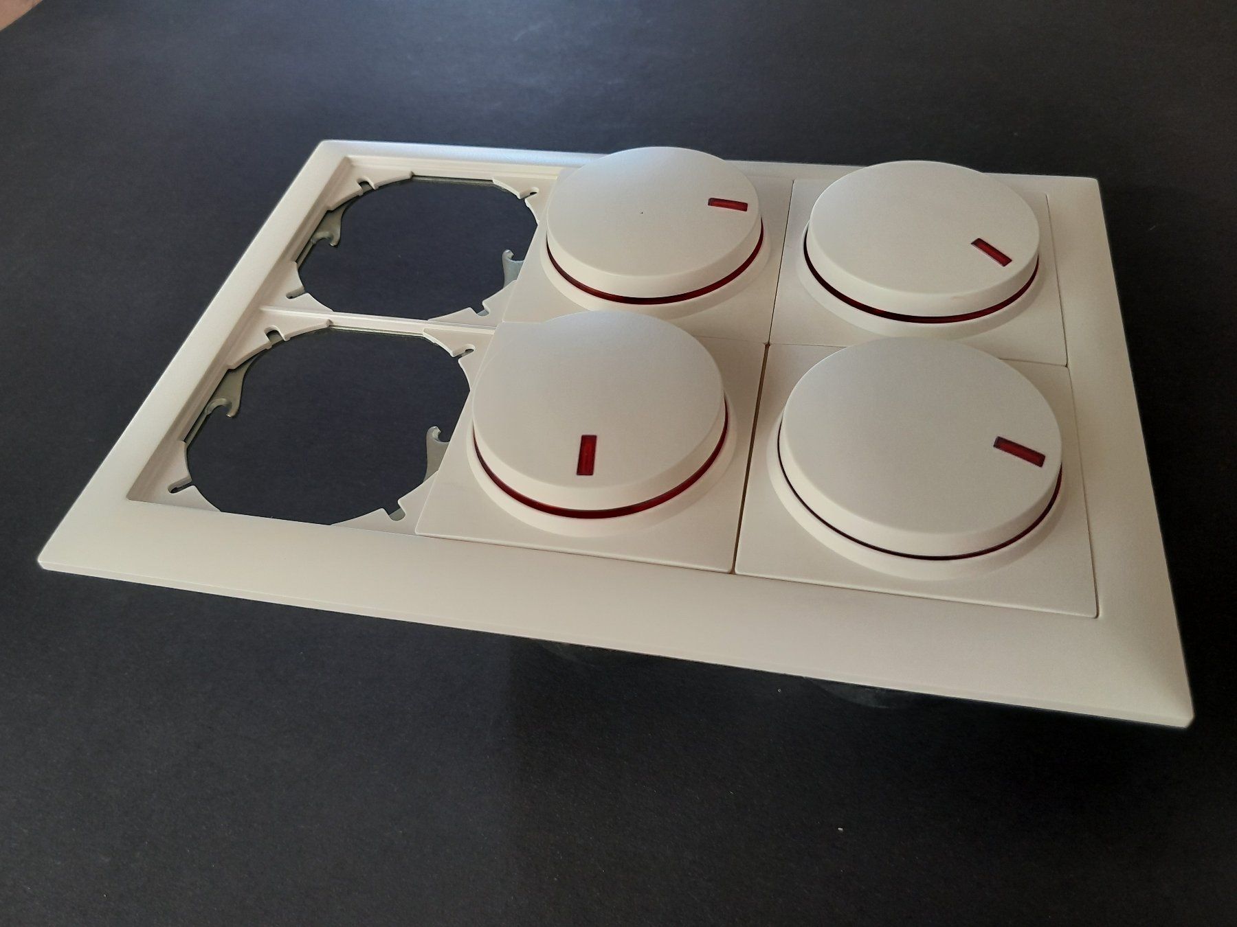 ABB Interruttori: ABB Dimmer UR-110-508 4 Stk. – Usato da Zürich venduto da raphahello