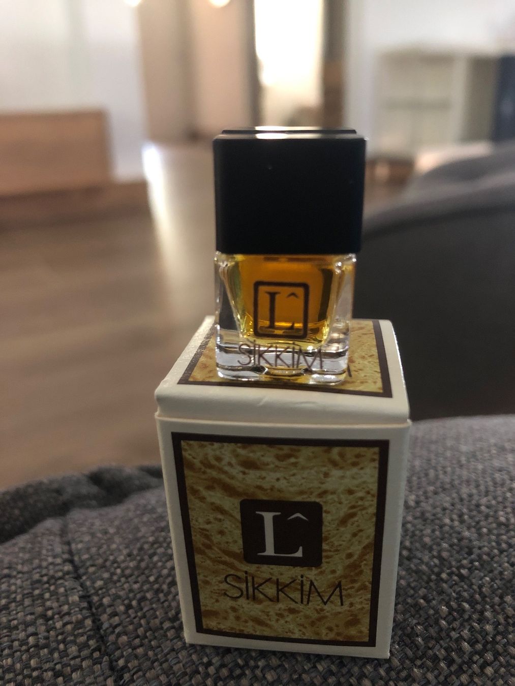 Lancôme Flaconi: Parfum miniature Lancôme Sikkim – Usato da Saillon venduto da Libellule7