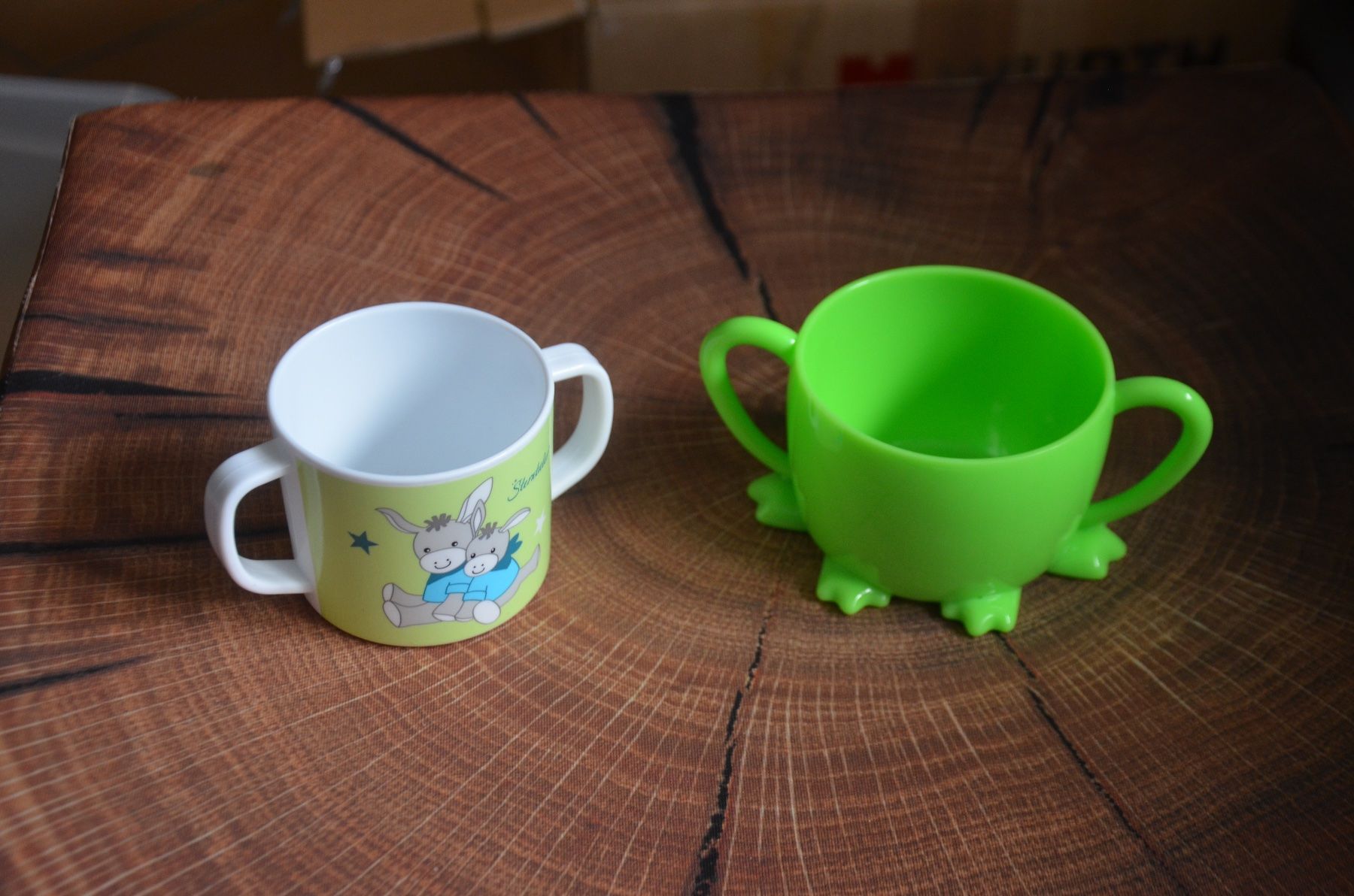 Bicchieri: 2 STUCK KINDER TASSE – Usato da Chiasso venduto da Dolly015