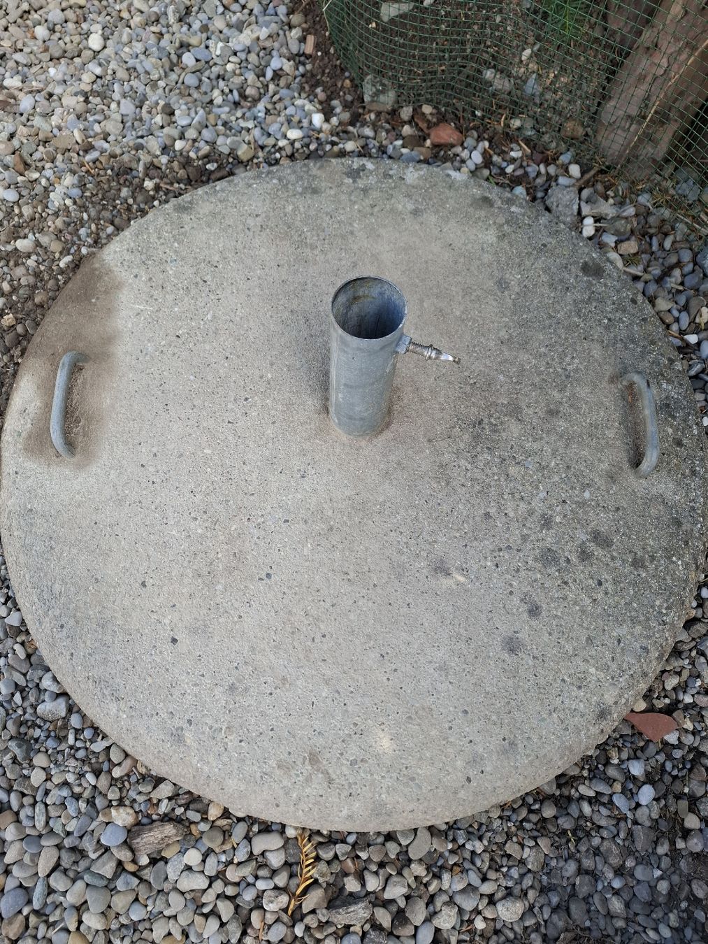 Glatz Altro: Sonnenschirmständer Beton – Usato da Egg b. Zürich venduto da Kleinigkeit123 1