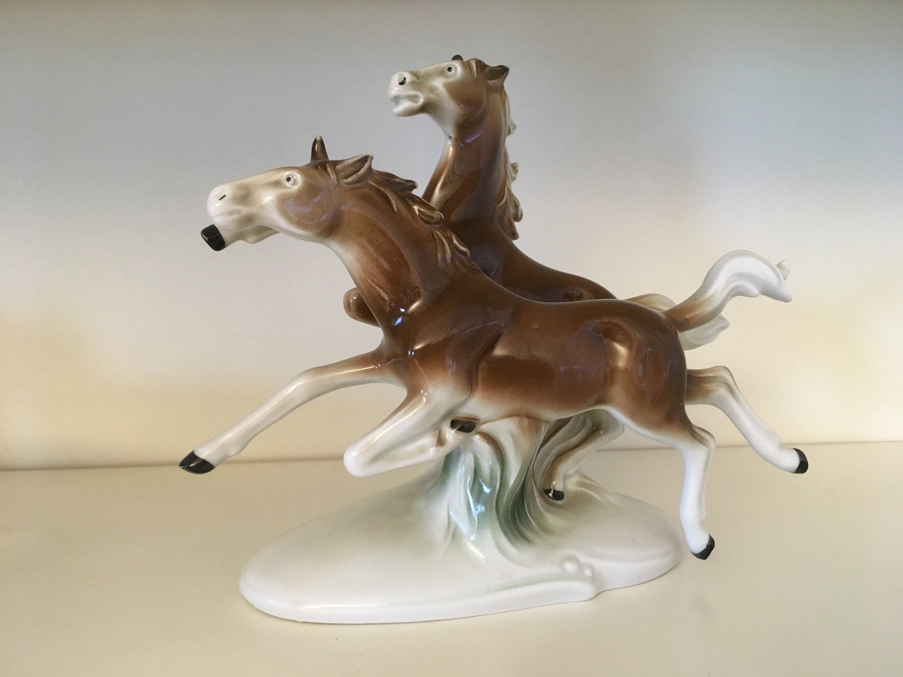 Statuette: Porzellan Pferde, Carl Scheidig, Gräfenthal – Nuovo (secondo la descrizione) da Basel venduto da ekaeufer