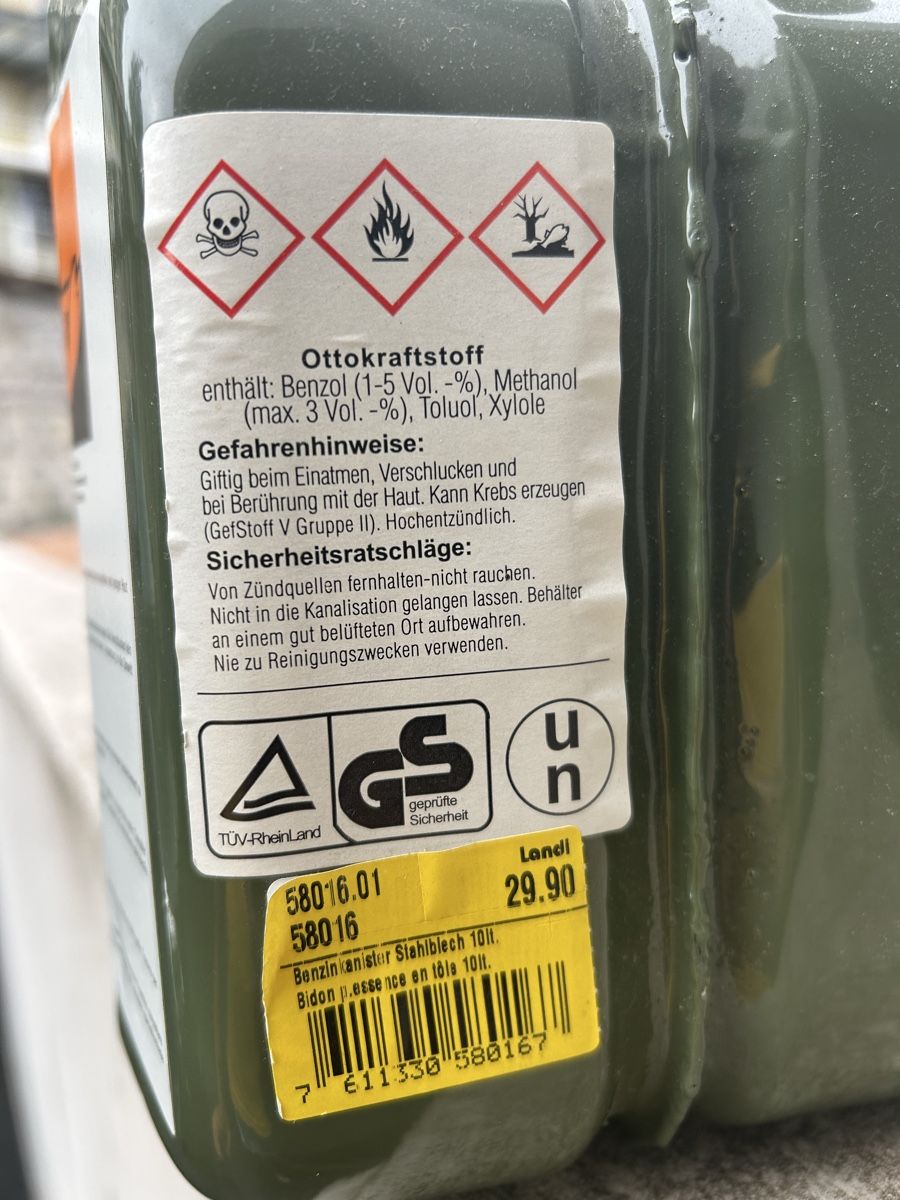 Armée suisse Bidons d’essence: Benzinkanister – Neuf avec emballage d'origine à Luzern par giv_tmj8 1
