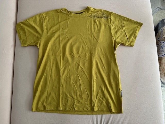 T-shirt: Eider t-shirt – Usato da Dallenwil venduto da ZD2019