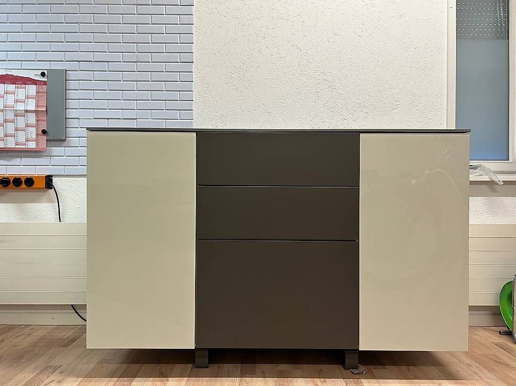 Cassettiere: Sideboard – Usato da Hauptwil venduto da denys_qv