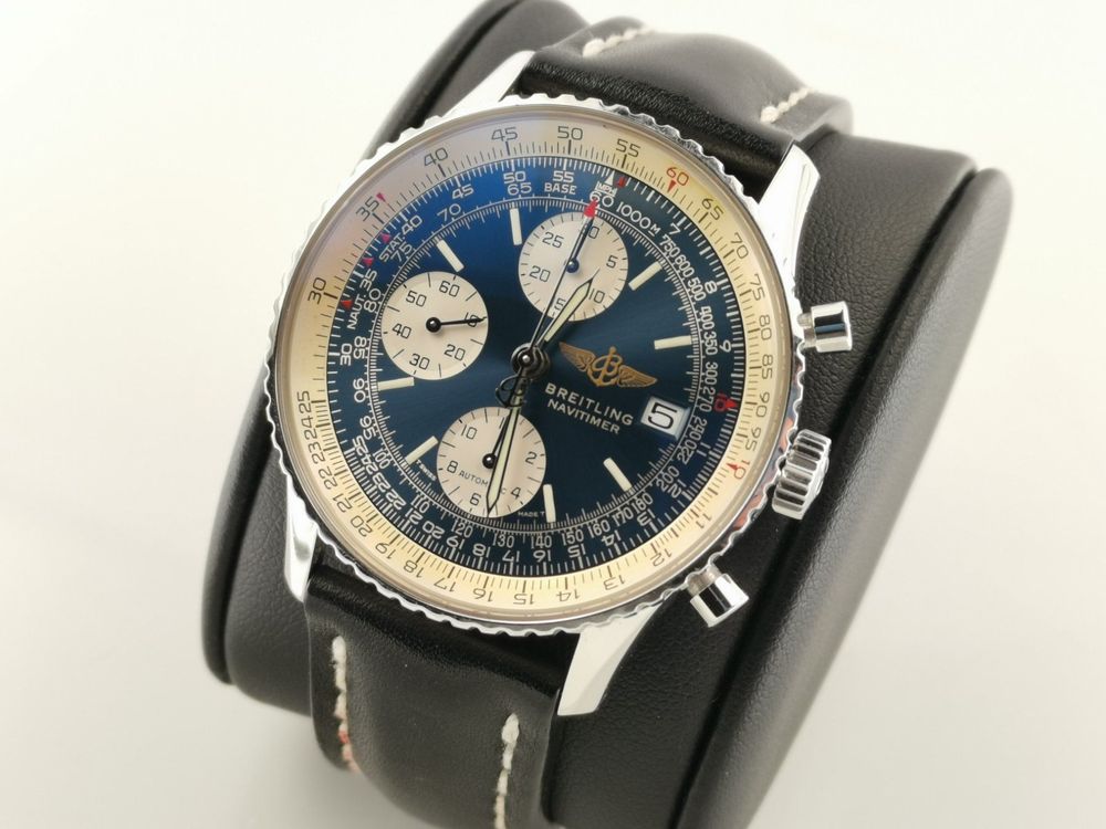 Breitling old hotsell navitimer a13022