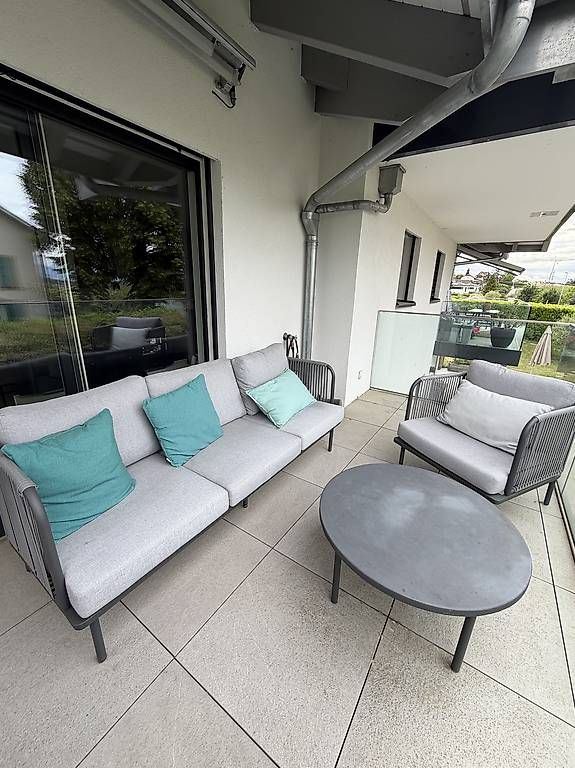 Divani: Salon de Jardin – Usato da Bremblens venduto da ltheintz