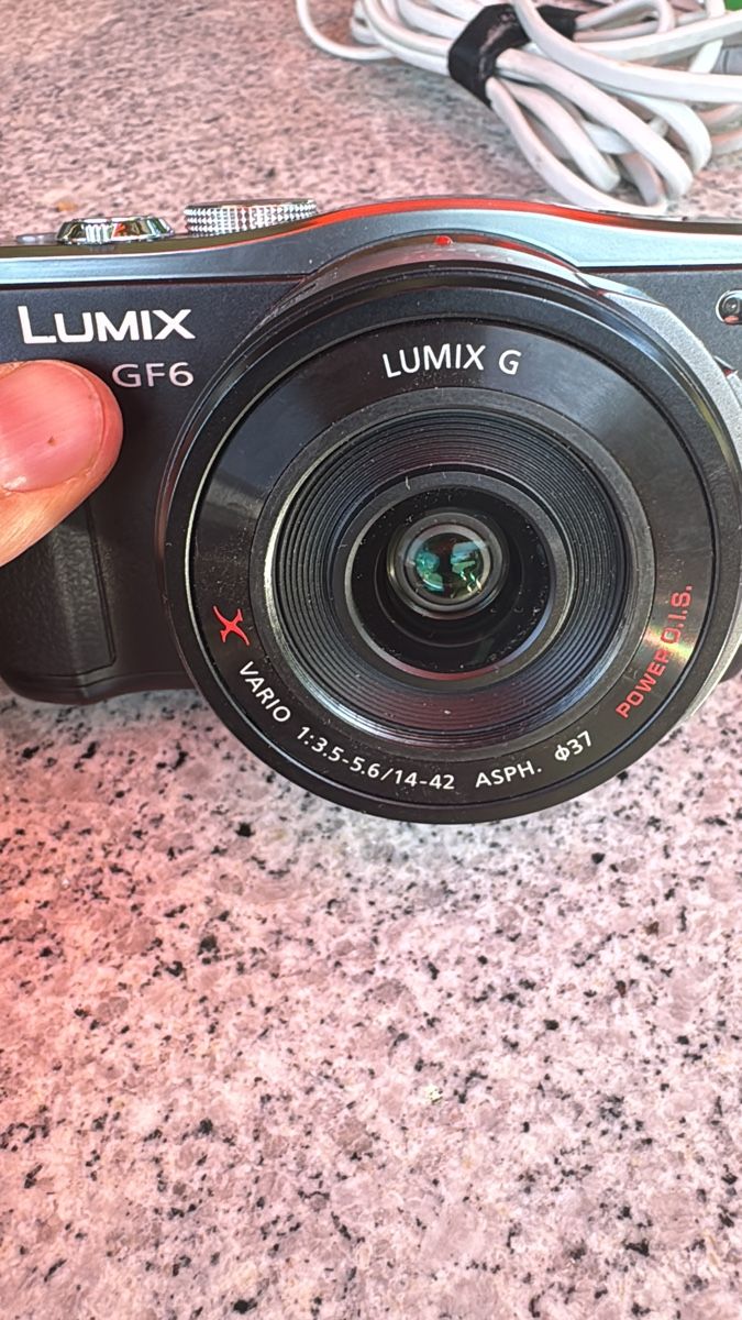 Panasonic Fotocamera: Panasonic Lumix GF6 Kamera mit Objektiv  – Usato da Sursee venduto da TeamBully