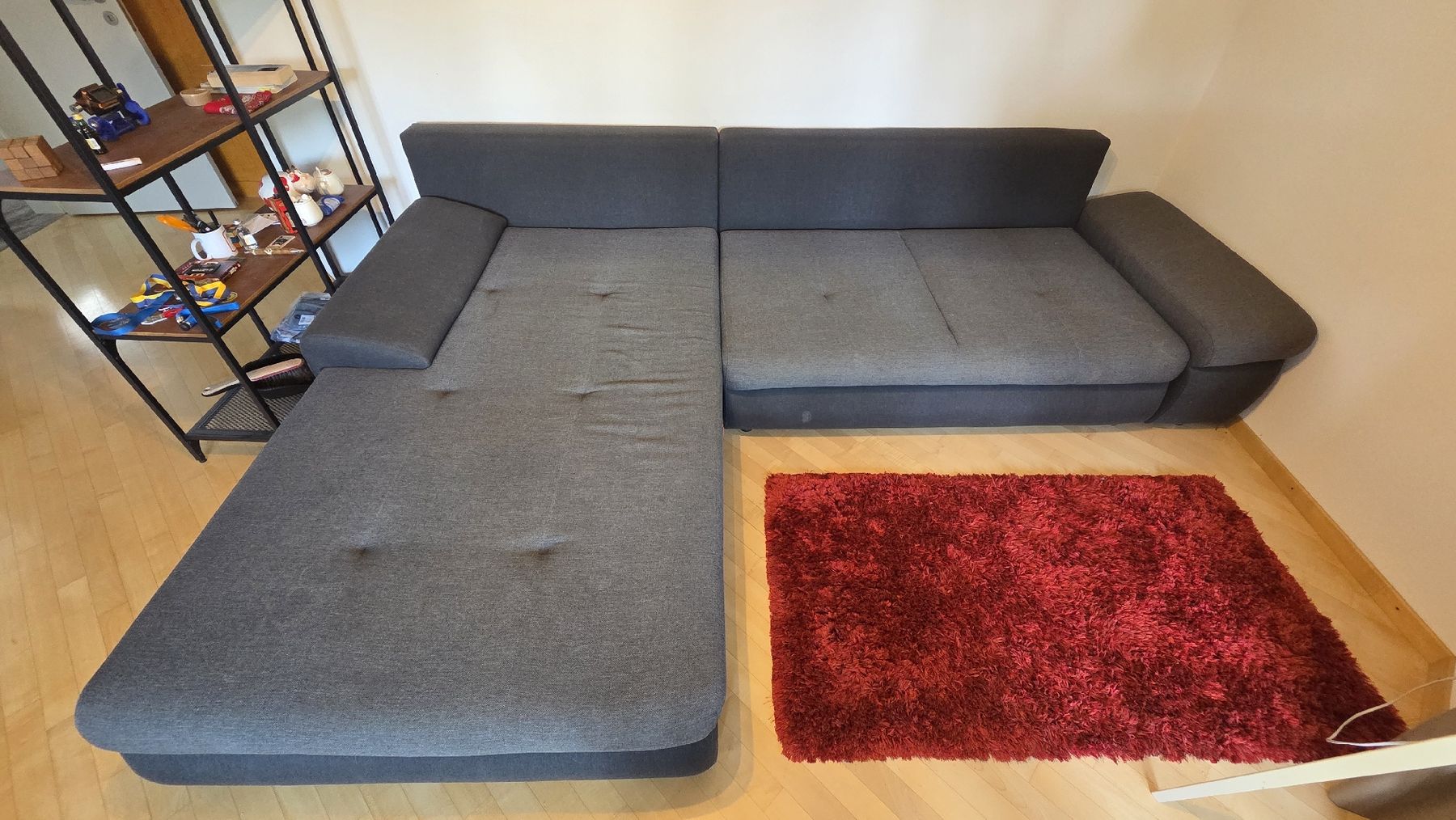 Divani: Grau-Anthrazit Sofa mit Schlaffunktion – Usato da Rüthi (Rheintal) venduto da SandroSG94 3