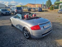 Audi TT Roadster Quattro 225ps