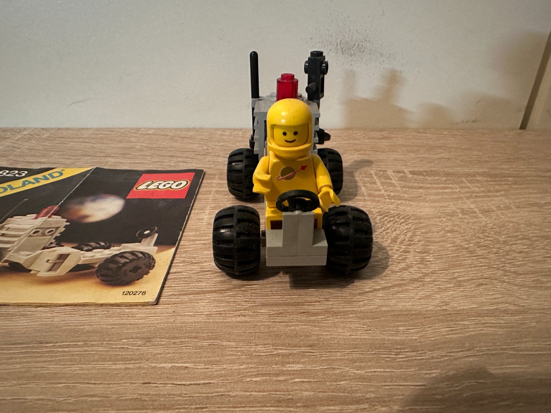Legoland Baukästen: LEGO Space 6823 Surface Transport – Gebraucht aus Basel von Don-Angel 4