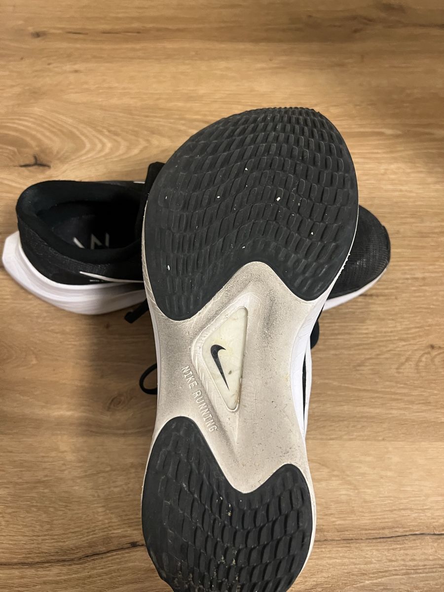Nike Scarpe da uomo: Nike Laufschuhe, Grösse 42 – Usato da Derendingen venduto da sam-jh 1