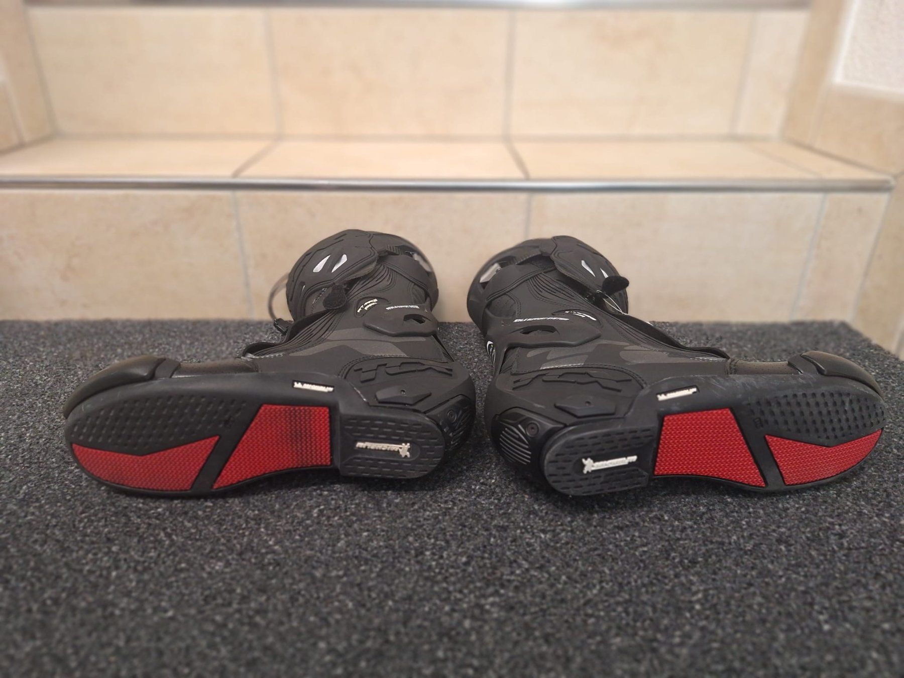 TCX Scarpe da uomo: TCX RT-Race Pro Air Motorradstiefel – Usato da Birr venduto da Bluelaguna 4