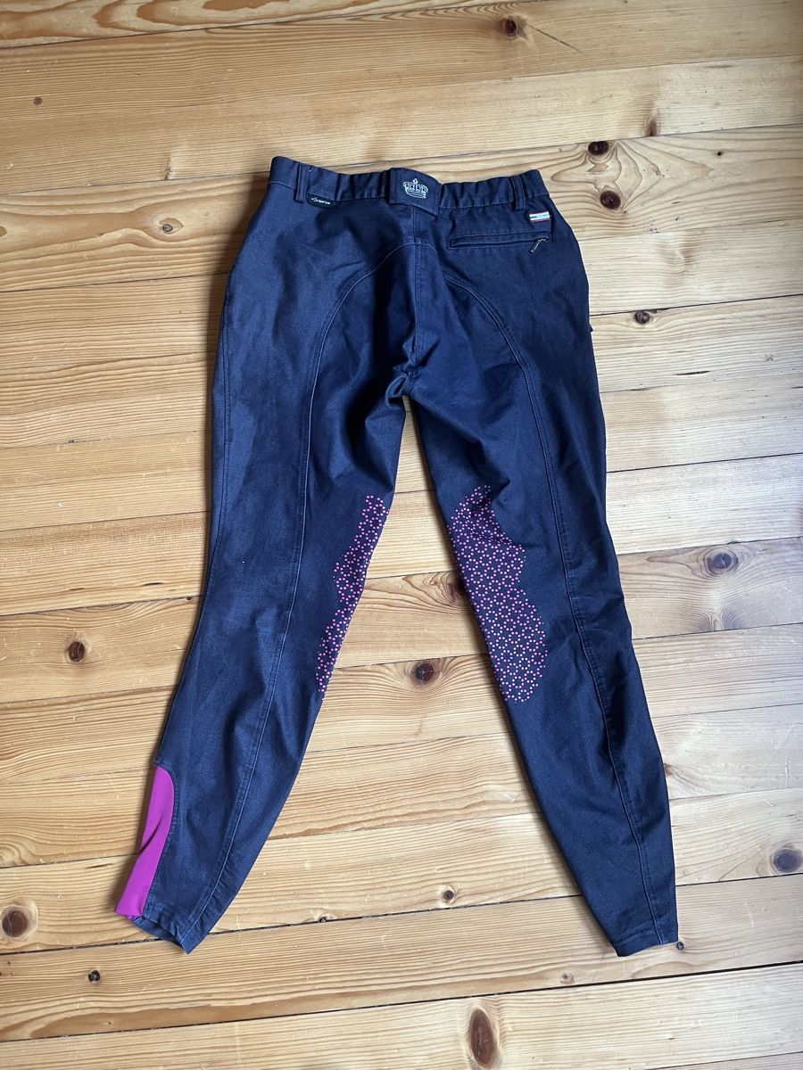 Decathlon Pantaloni: Damen Reithose Gr. 40 – Usato da Bern venduto da Economic-spider 1