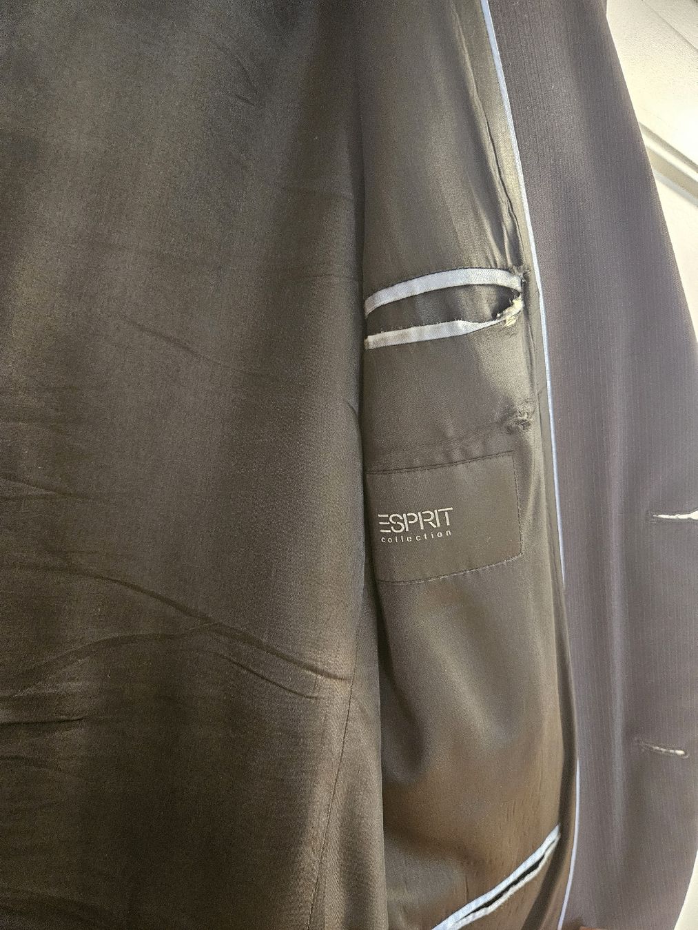 Esprit Giacche: Esprit Blazer Gr.52,dunkelblau,gestreift,VERSAND MÖGLICH – Usato da St.Gallen venduto da TyphoonTT 1