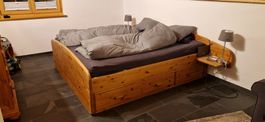 Doppelbett Massivholz