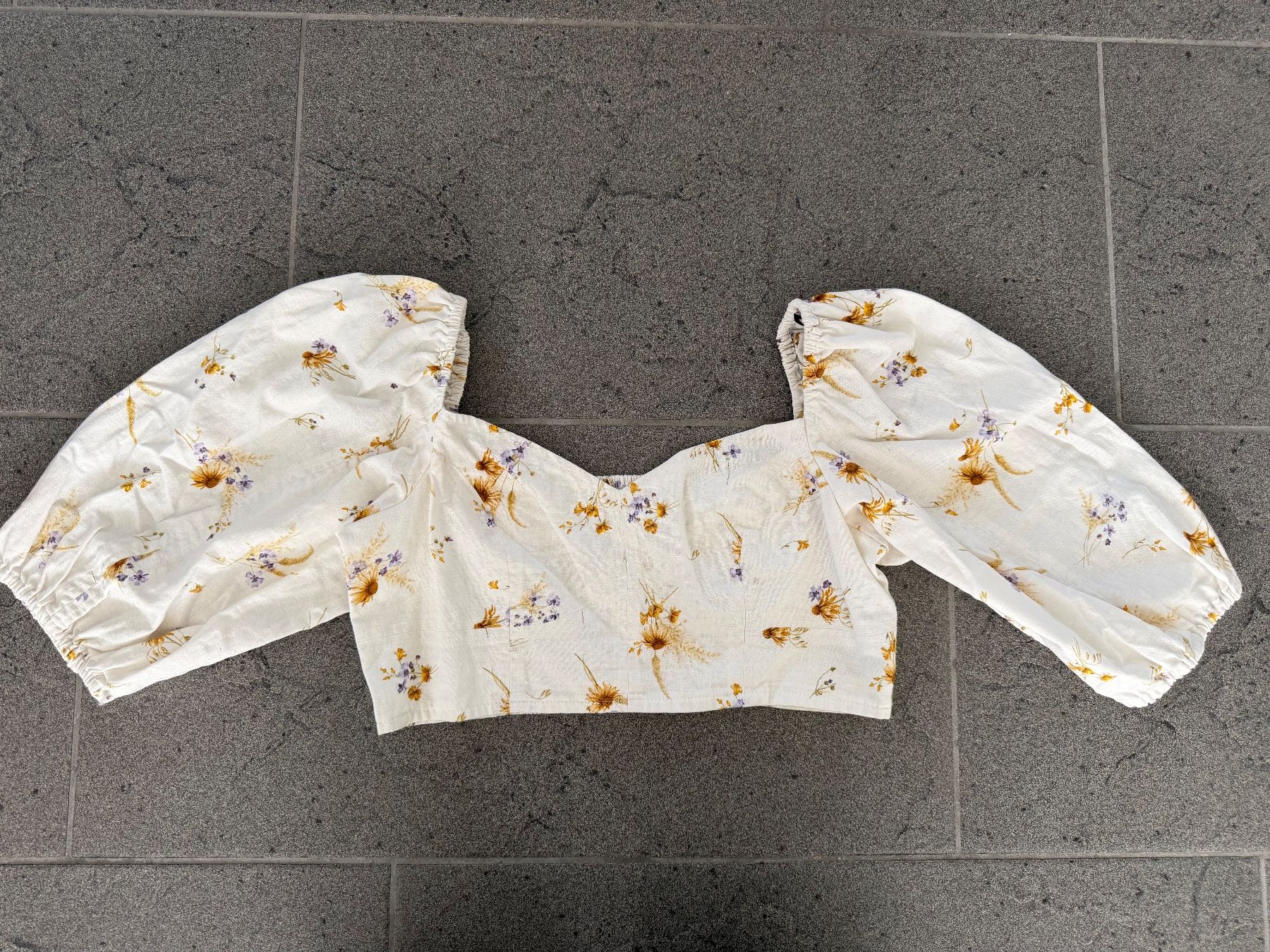 H&M Camicette: Crop Top Bluse mit Blumenmuster Grösse S – Nuovo (secondo la descrizione) da Rupperswil venduto da Nila_7
