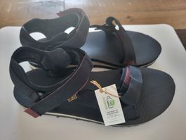 Sandales Teva Universal Trail noires T41 (état neuf)